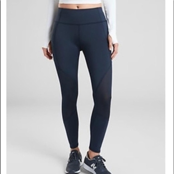 Athleta contender laser cut 7/8 tight - Picture 2 of 7